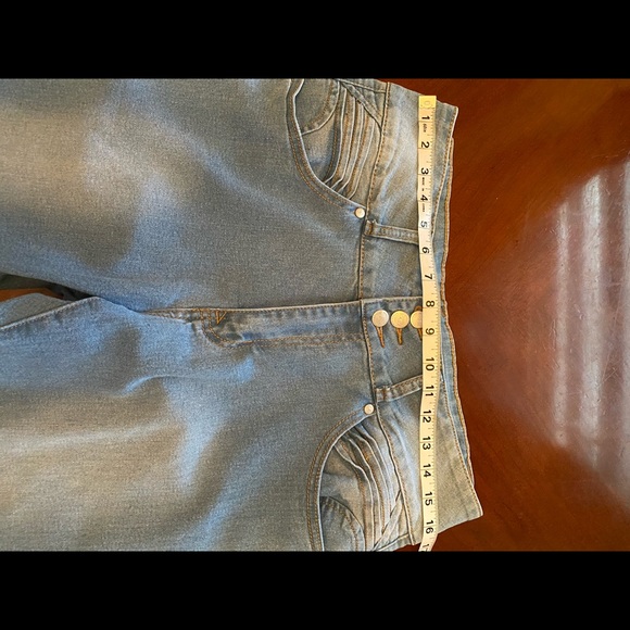 Women’s NWT Jeans, size 18 - Picture 6 of 7